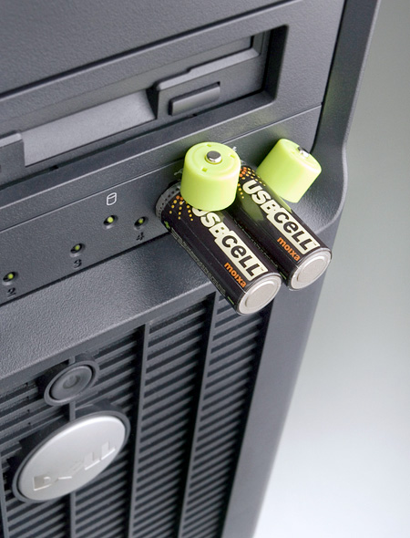 Keren! Batere Recharge di Colokan USB
