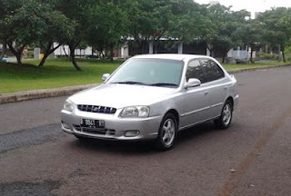 Hyundai Verna GLS AT Th'2002/2001 Silver Met Pjk Br, siap pakai!