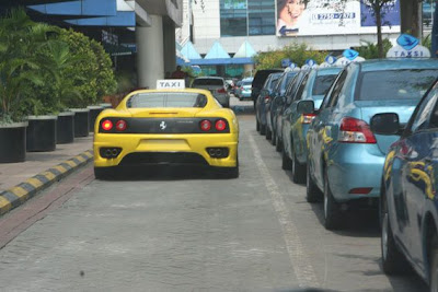 Taxi Supercar di Jakarta