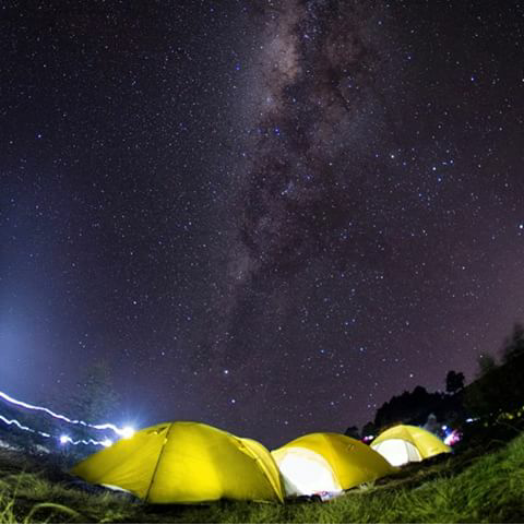  Tempat Wisata Terindah Berjuluk Surga Tersembunyi di Indonesia 