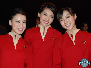 Pramugari Cathay Pacific Berhenti 'Jutek'