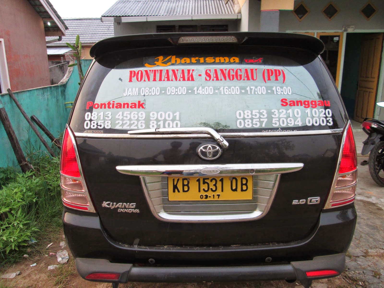 Taksi-taksi MPV di Berbagai Daerah di Indonesia