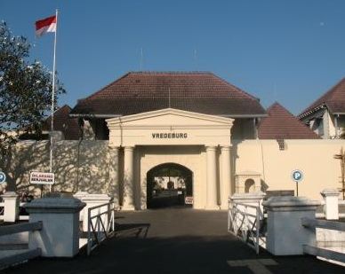 bangunan tua zaman belanda kok awet yah gan