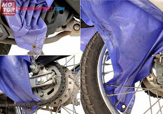 Masupp ya Agan Bikers,Bahaya Menggunakan Jas Hujan Model Ponco