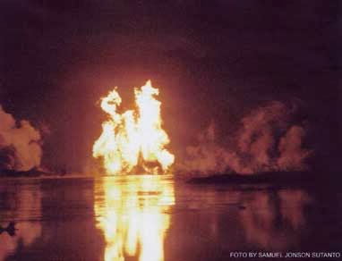 LAFADZ &quot;ALLAH&quot; DI BERBAGAI TEMPAT