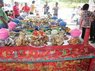 Mengenal tradisi Qingming atau Cheng beng di indonesia