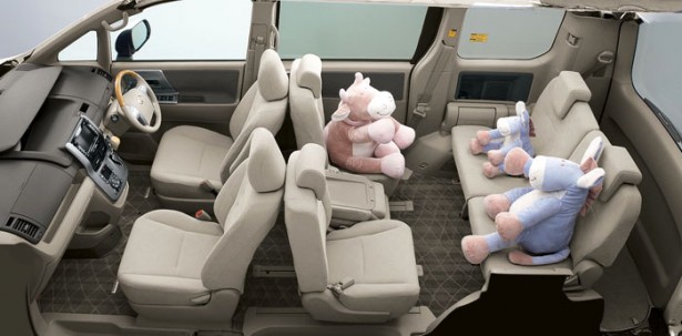 PROMO AKHIR TAHUN TOYOTA NAV1 , CUCI GUDAAANGG !!!!