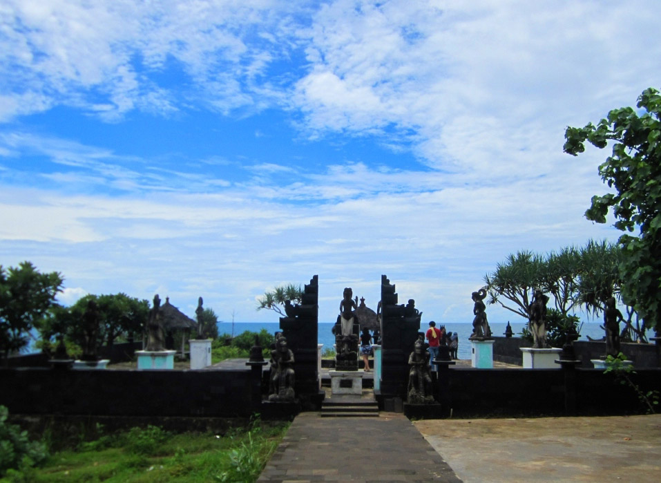 Menyusuri Pantai Jogja Nan Elok Full Pic