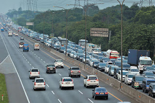 jalan tol terpanjang di indonesia