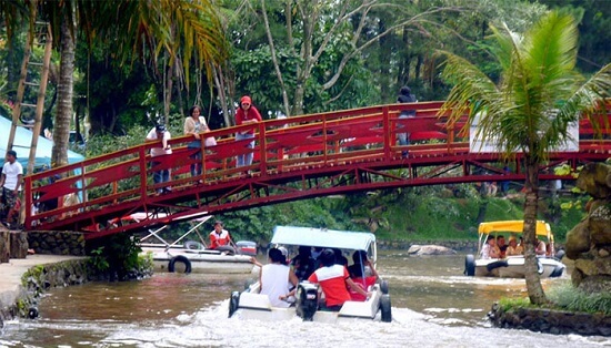 12 Tempat Wisata di Bogor Paling Favorit dan Instagramble. Dijamin Terkagum!