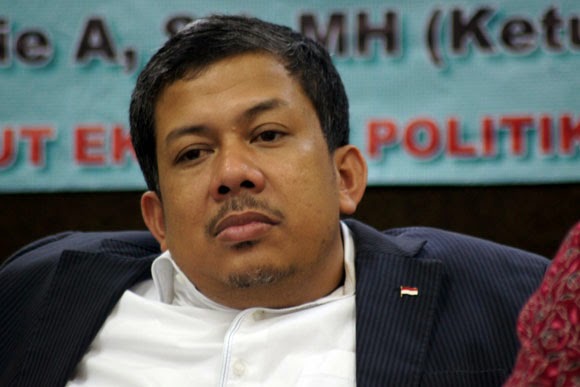 Fahri Hamzah: Jokowi Nggak Cipika Cipiki Prabowo, Dia Nyeruduk. Kayak Kebo mabok?