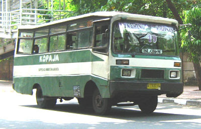 5 Kendaraan Umum Penyebab Jakarta Macet