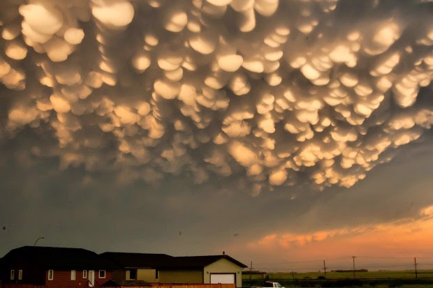 Awan Pancake Salah Satu Awan Yang Dianggap Berbahaya Bagi Dunia Penerbangan, Cek!