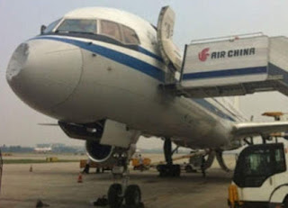 Objek apakah yang menabrak boeing 757 Air China??