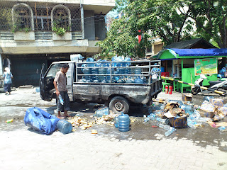 ledakan gas yang menguncang pasar muara karang 27 November 2012