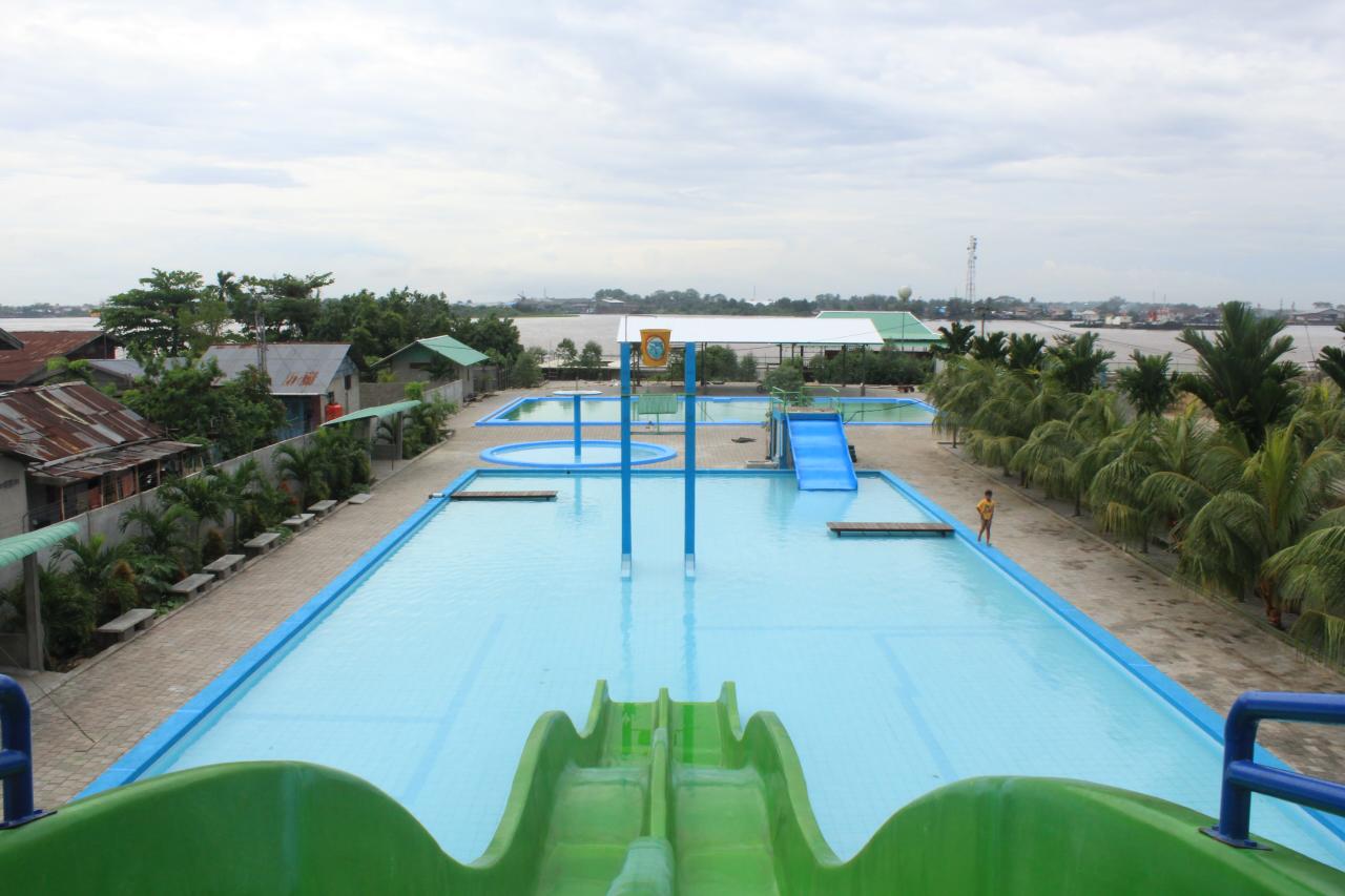 Kolam Renang & Waterboom Muara Kapuas - Pontianak