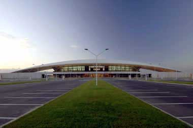 10 Bandara Paling Keren di Dunia 