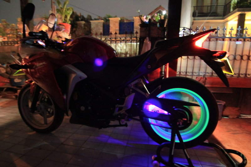 Lightning Spray Untuk Modifikasi Mobil Anda