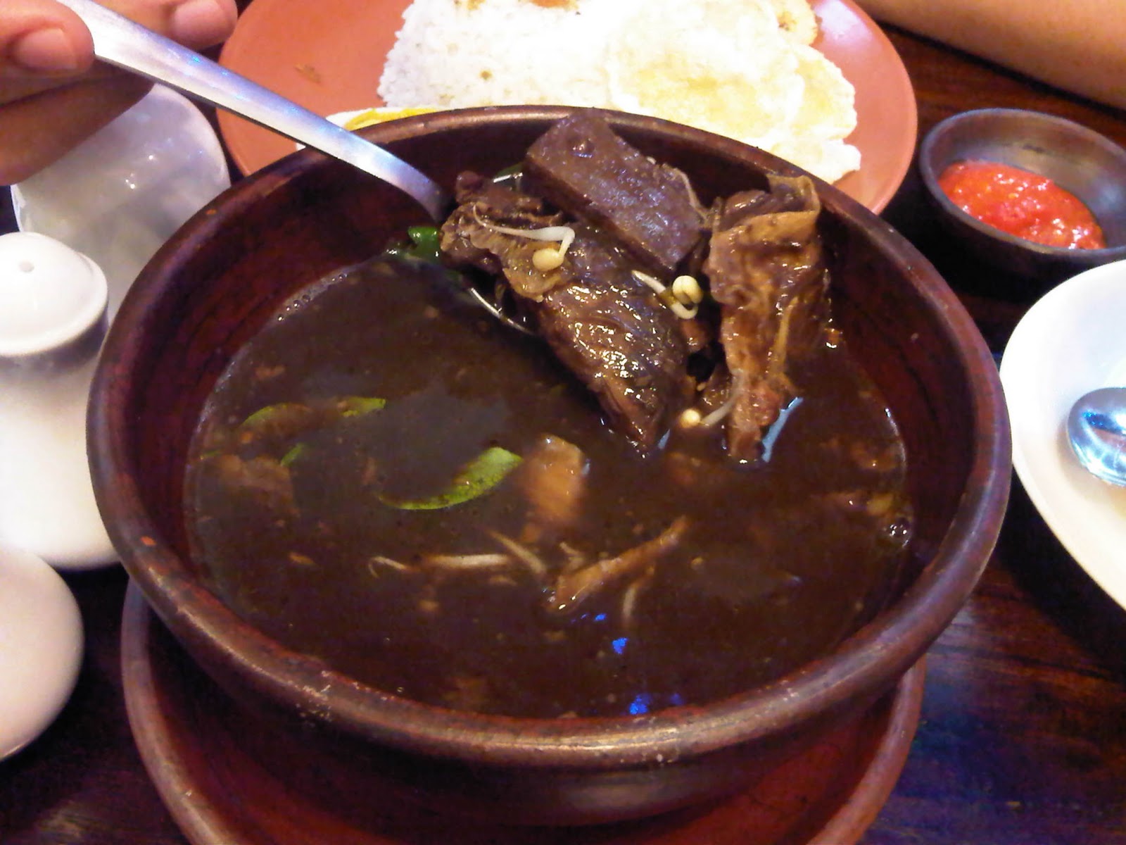 ~~~~~~~ Lezatnya Makanan Jawa Timur ~~~~~~~