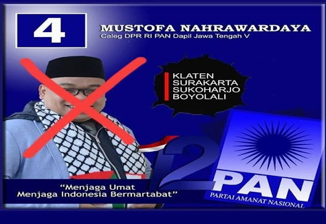 Mustofa Nahrawardaya @AkunTofa Dijemput Polisi di Rumahnya 