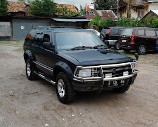 OPEL BLAZER DOHC MANUAL Th'1996 Pjk Br Full Option, siap touring!