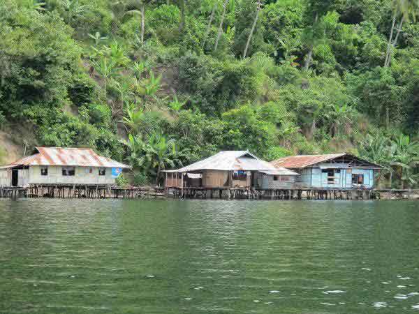 7 Kampung Unik Di Indonesia