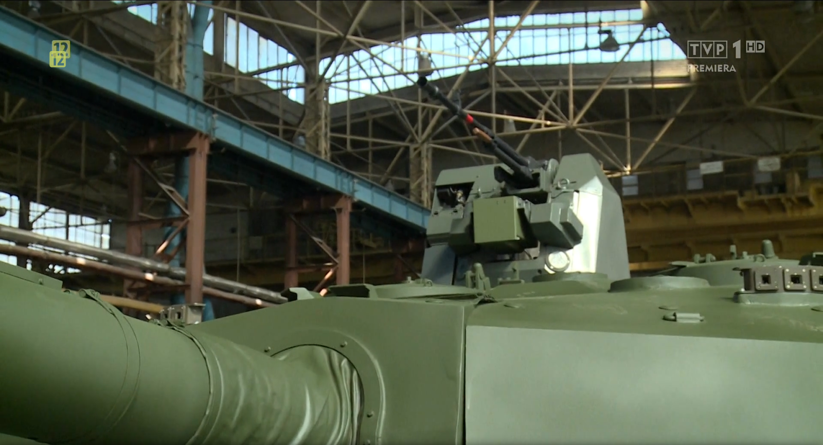 PT-16 MBT Terbaru Polandia Dengan 120mm Smoothbore Gun