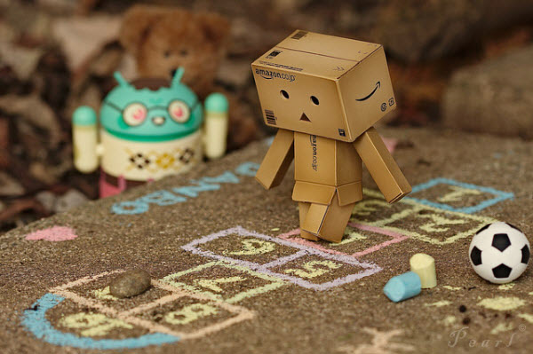 27 kisah si imut Boneka Danbo