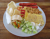 5 Makanan Khas Indonesia Terenak :)