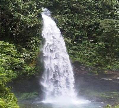 &#91;CoC Regional: Lokasi Wisata&#93; Pesona Keindahan Wisata Curug Cipendok