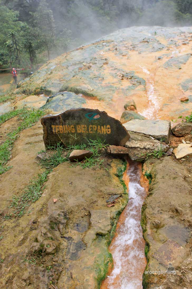 &#91;CoC Regional: Lokasi Wisata&#93; Tebing Belerang Baturraden Banyumas