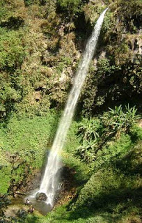 Ini dia 10 curug tertinggi dan terindah di indonesia 