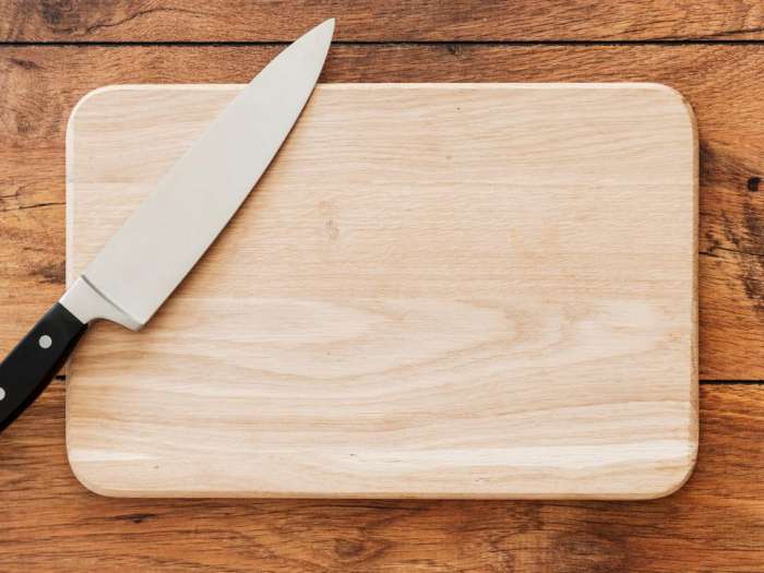 Talenan Kayu Atau Talenan Plastik Yang Lebih Higienis ?