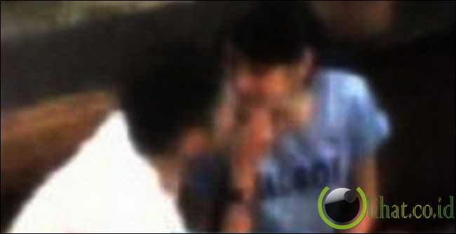 Diantara Para Artis Ini, Siapa Yang Ciumannya Paling Hot ! [+foto]