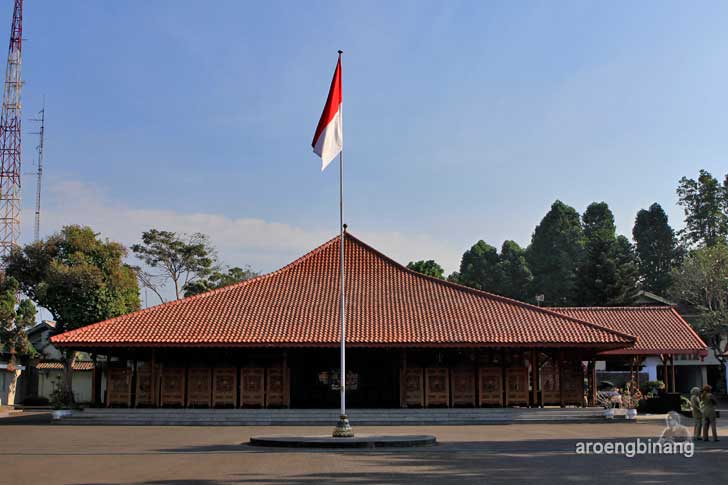 &#91;CoC Regional: Lokasi Wisata&#93; Pendopo Si Panji Purwokerto Banyumas