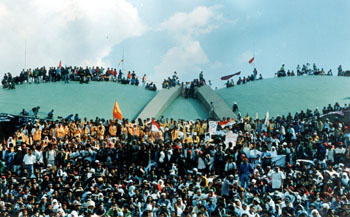 Benarkah Ada Kasus Perkosaan Massal di Kerusuhan '98?