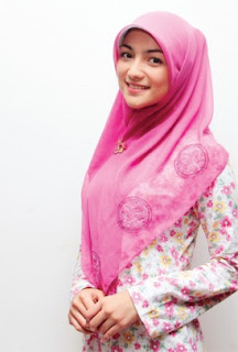 9 Gaya Rambut Wanita 2014