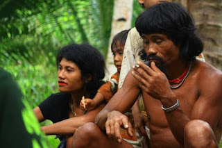 Mengenal Beberapa Penduduk Indonesia yg Antimainstream !!