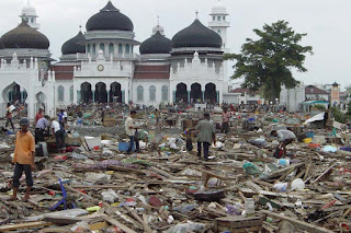 Di Indonesia: Peristiwa Bencana Besar Memilukan