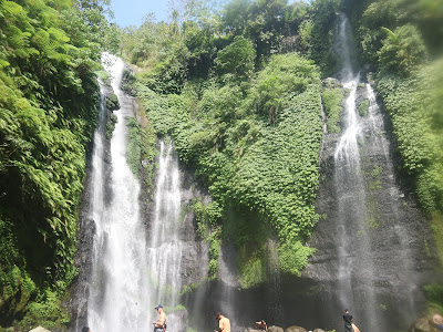 Eargasm, Menikmati Air Terjun di Bali Utara!