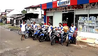 Kisah Sukses Sanawi, Pedagang Es Krim Yang Kini Punya Omzet 500 Juta per Bulan