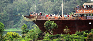 Pinisi Resto - Situ Patenggang - Glamping Lakeside - Wisata Ciwidey
