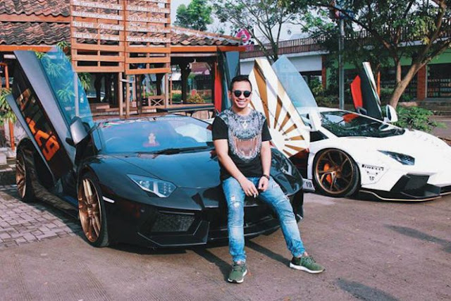 &#91;INSPIRATIF&#93; Jualan keripik, cowok bandung ini memiliki pendapatan 7 miliar !
