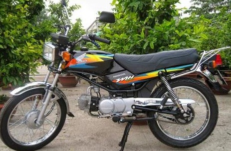 nostalgia-bareng-honda-winmotornya-pak-camat-dan-pak-lurah