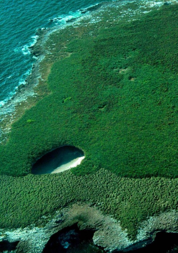 Keindahan Pantai Tersembunyi di Mexico (Pict&amp;Vid)