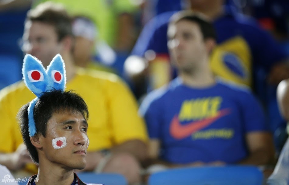 Ekspresi dan Aksi Gokil Para Suporter Jepang di Piala Dunia 2014