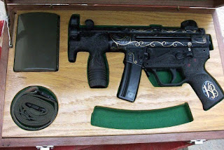 Wow! Saddam Husein Kolektor Senjata Emas