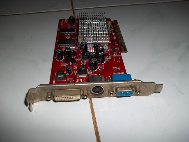 VGA AGP 128mb ATI RADEON 9200