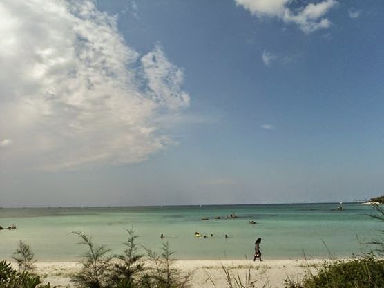 Nuansa Keindahan Pantai Trikora - Tanjung Pinang