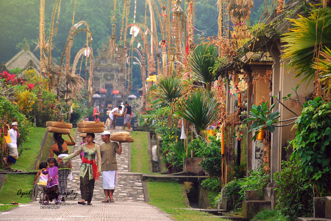 Jangan coba coba Berpoligami di desa ini, Jika tidak mau dikucilkan satu kampung